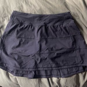 Size 6 woman’s golf skirt